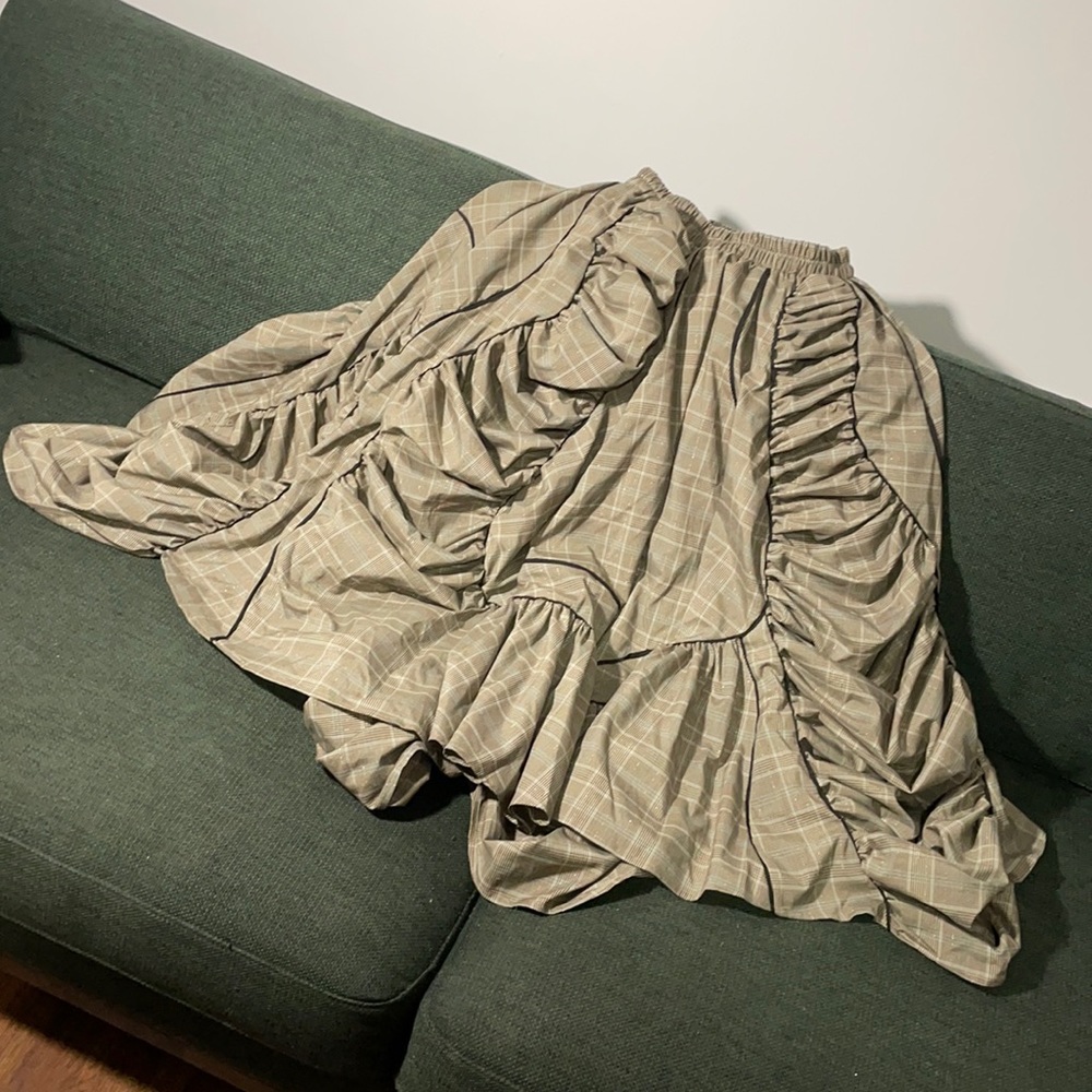Oversized skirt